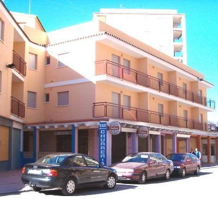 Apartamentos Parada 奥罗佩萨德尔马 外观 照片