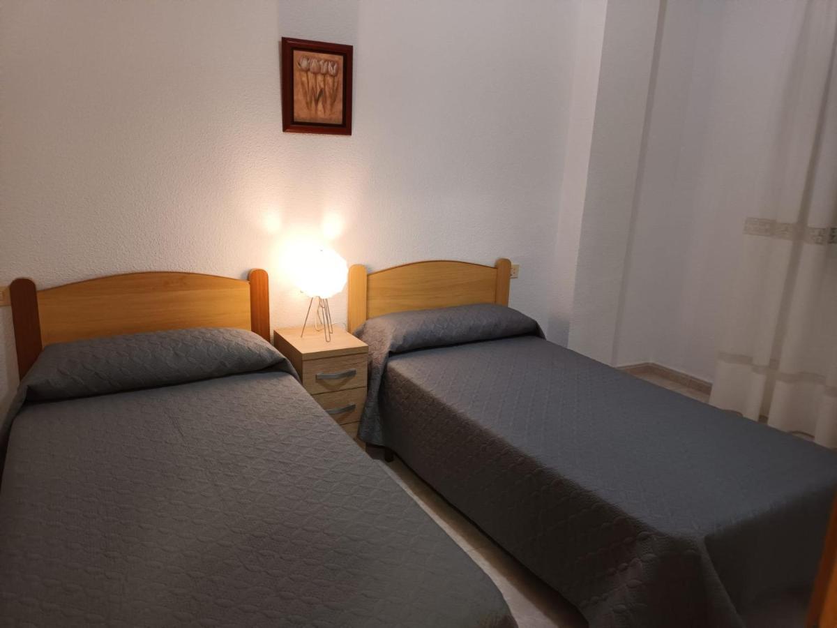 Apartamentos Parada 奥罗佩萨德尔马 外观 照片