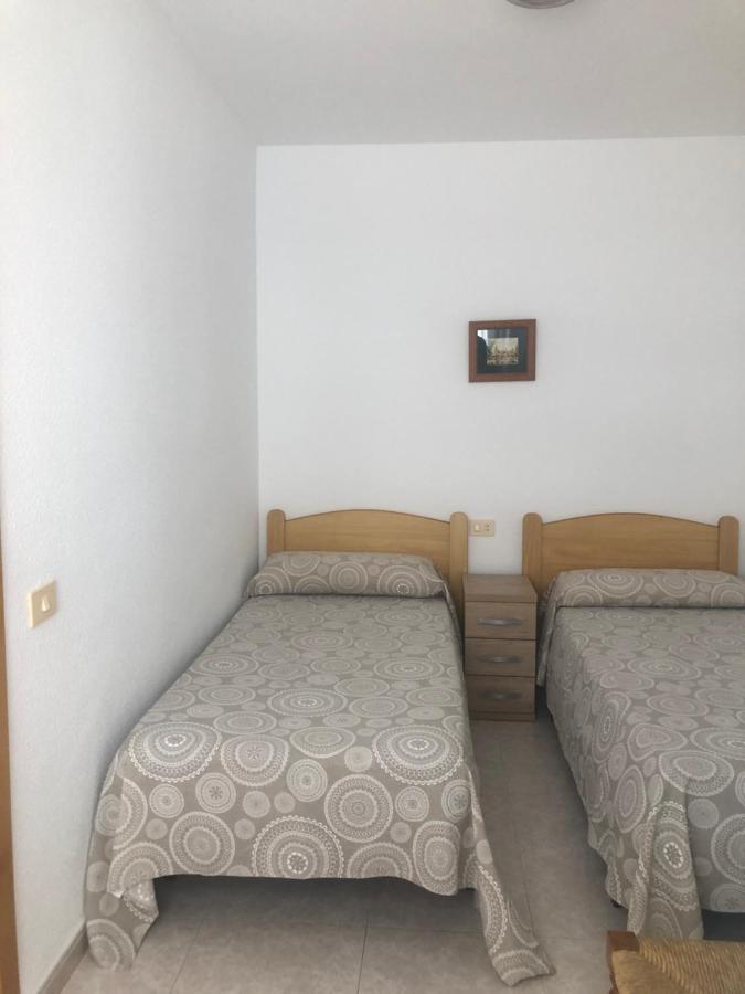 Apartamentos Parada 奥罗佩萨德尔马 外观 照片