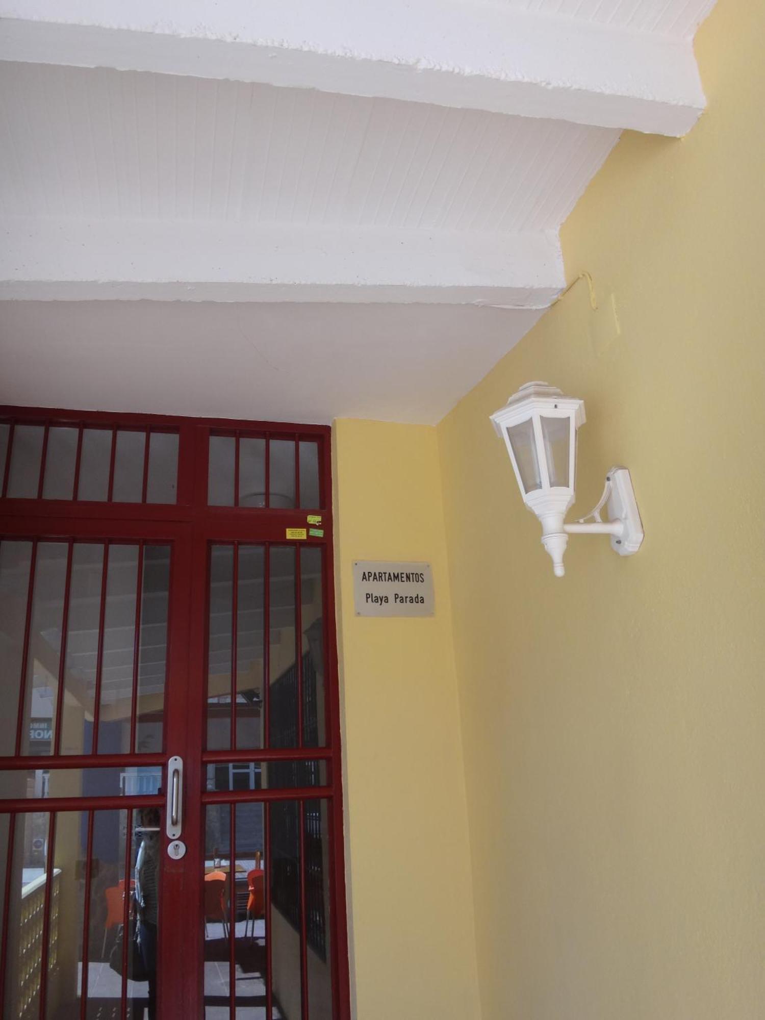 Apartamentos Parada 奥罗佩萨德尔马 外观 照片